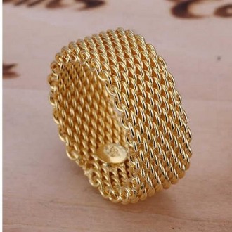 
Мягкое кольцо в виде сетки Покрытое Золотом
Кольцо мягкое, легко изменяет свою . . фото 3