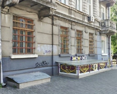 Продаётся фасадная квартира в историческом центре Одессы под любой вид коммерчес. Приморский. фото 2