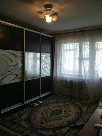 Квартира с косметическим ремонтом, есть вся мебель и техника, шкаф-купе, диван, . Перемога-4. фото 2