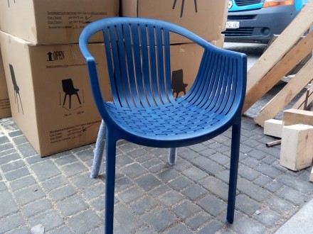 Кресло  Manzana. Материал пластик для уличного использования. Размер 610*560*770. . фото 2