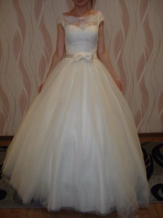 Свадебное платье цвет айвори, состоит из 3-х шаров подьюпника, верхний шар евроф. . фото 5