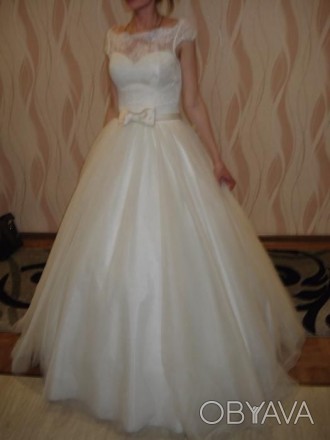 Свадебное платье цвет айвори, состоит из 3-х шаров подьюпника, верхний шар евроф. . фото 1