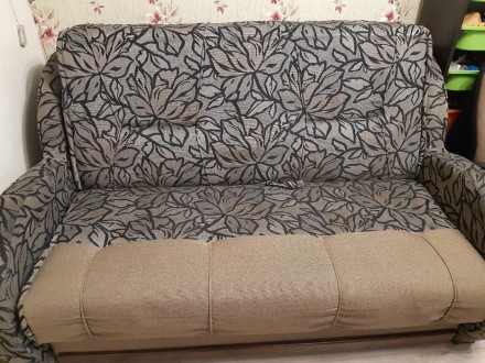 Продам диван раскладной, внутри вместительная ниша, размер в разложенном состоян. . фото 2