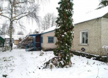 Продам дом под бизнес (админздание) в центре. Путивль. фото 1 Продам дом под бизнес (админздание) в центре. Путивль. фото 1