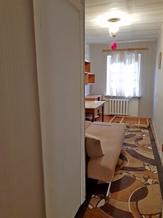 Квартира в жилом советском состоянии, комнаты смежные, мебель и техника в наличи. Низ Кирова. фото 9