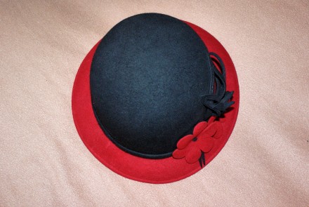 Продается женская фетровая шляпа осенне-весеннего сезона. В отличном состоянии, . . фото 6