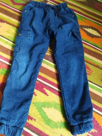 Абсолютно новые зимние теплые джинсы на 7,8,9 лет, качество отличное, не пожалее. . фото 3