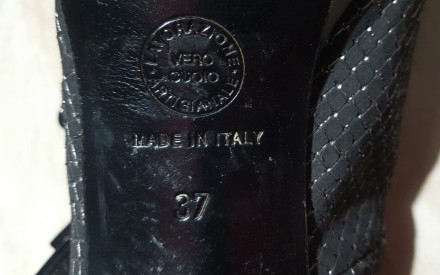 Туфли (босоножки) felici италия оригинал р.37
Оригинальные шикарные вечерние ит. . фото 4