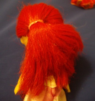Куколки-малышки -цена за 1 штуку. У куколки с красными волосами сзади выдернуты . . фото 5