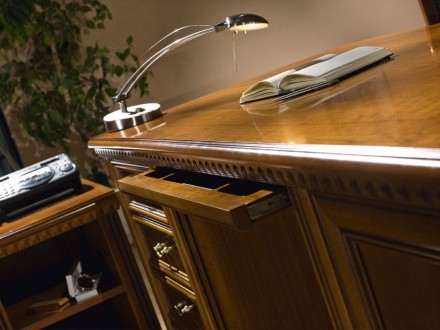 Продается Кабинет руководителя Prestige фирмы Merx: 
- стол письменный (2020x910. . фото 4