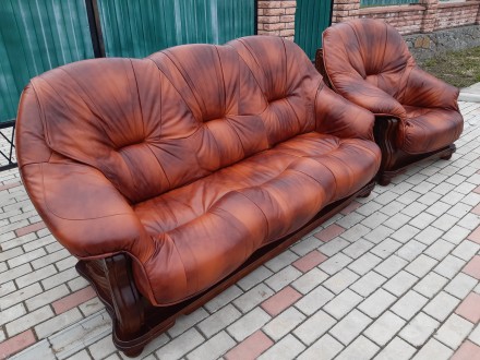Кожаная мебель на дубовом каркасе диван расладной + 1 кресло .

Размеры : дива. . фото 3