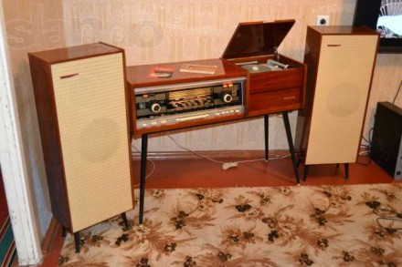 Роспродаю свою большую колекцию радиоаппаратуры высшего класа времен СССР:
Приё. . фото 4