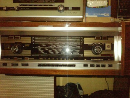 Роспродаю свою большую колекцию радиоаппаратуры высшего класа времен СССР:
Приё. . фото 5