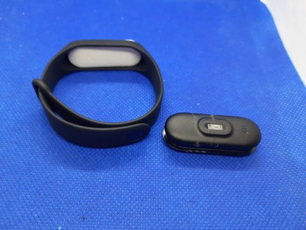 
Фитнес-браслет б/у Xiaomi mi Band 3 #7818
- в ремонте был
- экран визуально цел. . фото 4