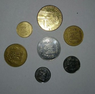 Продаю  монеты  Украины, которые вышли уже из обихода.  Монеты всех  номиналов :. . фото 2