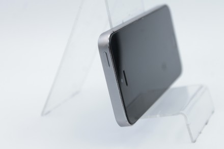 Оригінальний iPhone 5S 16GB з США.
Розлочили і працює як неверлок за допомогою . . фото 5