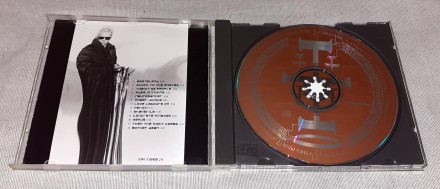 Продам Фирменный СД Billy Idol  - Cyberpunk
Label:EMI Records Group – 0946 3 26. . фото 4