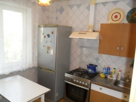 Трёхкомнатная квартира, г. Луганск, Жовтневый район, улучшенной планировки на кв. Жовтневый. фото 3
