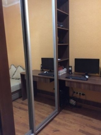 Квартира с евроремонтом, продается со всей мебелью, кроме ТВ, холодильника и див. Киевский. фото 3