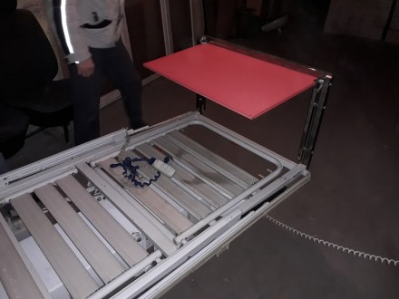 Ліжко для лежачих хворих людей б/в, виробництво Франция
Мобільне на колесах, з . . фото 11