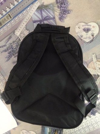 Продаётся новый детский пластиковый яркий рюкзак на твердой тканевой спинке.
Ид. . фото 6