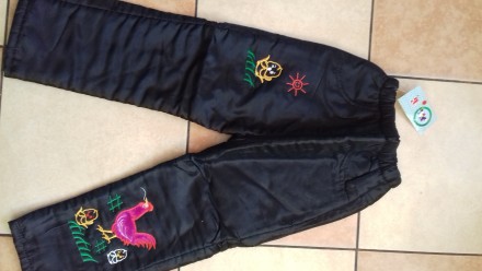 Новые теплые штаны  внутри флисовой подкладка.
Остались размеры от 3 до 7 лет
. . фото 3