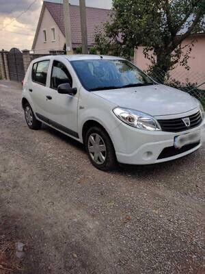 Автомобіль Dacia Sandero 2009 рік (газ+бензин) шукає водія. Львов. фото 1 Автомобіль Dacia Sandero 2009 рік (газ+бензин) шукає водія. Львов. фото 1