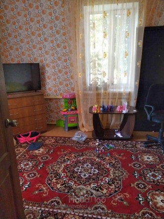 Квартира с РЕМОНТОМ + участок 10 сот земли село Олишевка 40 км Чернигов

    У. . фото 10