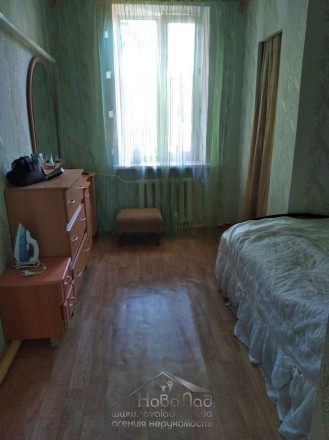 Квартира с РЕМОНТОМ + участок 10 сот земли село Олишевка 40 км Чернигов

    У. . фото 7