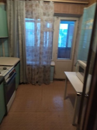 Продам 4- комнатную квартиру в центре, ул. Михаила Грушевского 1. Кирпичный дом . . фото 12