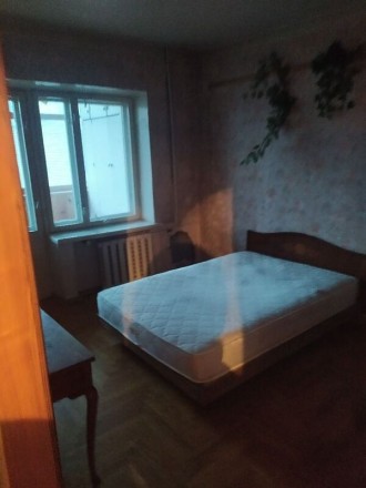 Продам 4- комнатную квартиру в центре, ул. Михаила Грушевского 1. Кирпичный дом . . фото 6