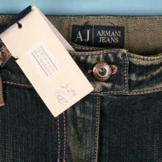 Armani Jeans (Italy). Женские джинсовые капри.
Сделаны в Румынии.
Талия - зани. . фото 9
