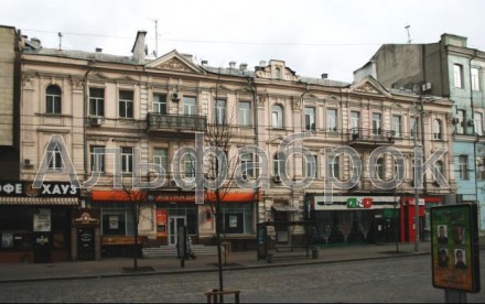  2-комнатная квартира в историческом центре Киева, царском доме предлагается к п. Центр. фото 2