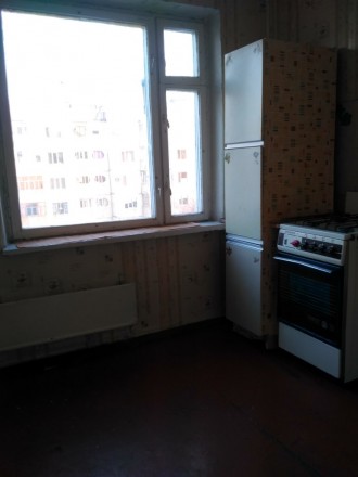 Продам трехкомнатную квартиру на Керченской.
Восьмой этаж девятиэтажного дома.
. Молодежный. фото 8