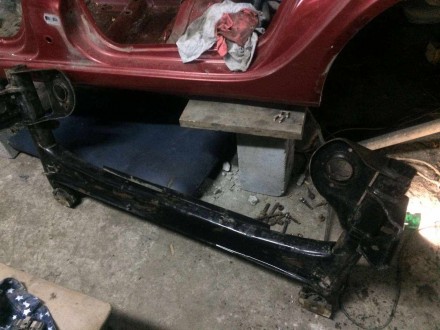Б/у задняя балка голая Renault Laguna 2, 7701477429, Рено Лагуна 2. Кропивницький. фото 1 Б/у задняя балка голая Renault Laguna 2, 7701477429, Рено Лагуна 2. Кропивницький. фото 1