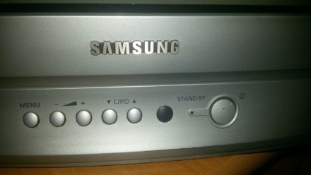 Продается телевизор Samsung CS-21D8R б/у
Состояние хорошее, работает и хорошо п. . фото 3