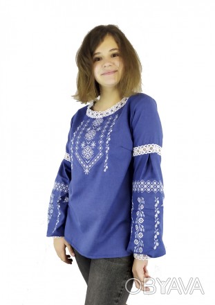 Модная вышитая блуза для девочки
Красивая вышитая блузка для девочки, украшенная. . фото 1