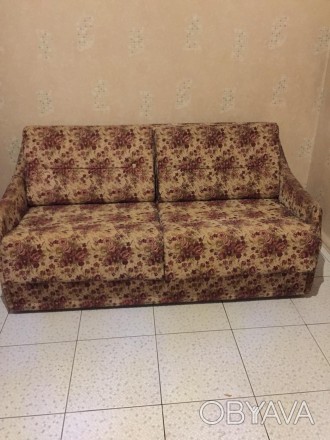 Продам диван б/у + два кресла.
Длина в разложенном состоянии 2,50 м ширина 1,50. . фото 1