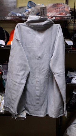 Куртка сварщика защитная из спилка серого цвета.
Куртка сварщика используется д. . фото 3