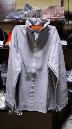 Куртка сварщика защитная из спилка серого цвета.
Куртка сварщика используется д. . фото 2