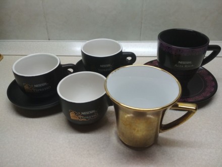 Продам чашки бренда Nescafe.



Nescafe Espresso - две чашки и одно бюдце - 250 . . фото 2