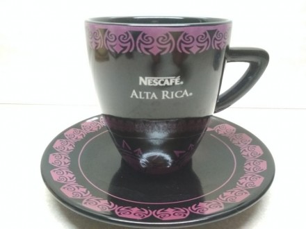 Продам чашки бренда Nescafe.



Nescafe Espresso - две чашки и одно бюдце - 250 . . фото 5