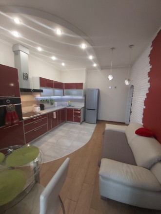 VIP квартира. Дизайнерский ремонт. ТЦ "Район". Киев. фото 1 VIP квартира. Дизайнерский ремонт. ТЦ "Район". Киев. фото 1