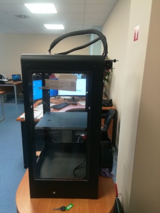 Описание
Б.у. состояние нового
3Д принтер CreatBot DX Plus это новейший 3D при. . фото 5