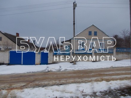 Продам добротный дом в Велико-Бурлуцком районе. Великий Бурлук. фото 1 Продам добротный дом в Велико-Бурлуцком районе. Великий Бурлук. фото 1
