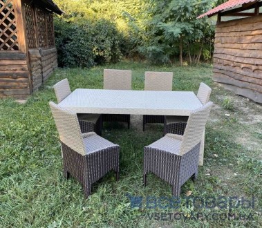 Комплект 6 стульев + стол !

Комплект садовой мебели из искусственного ротанга.
. . фото 3