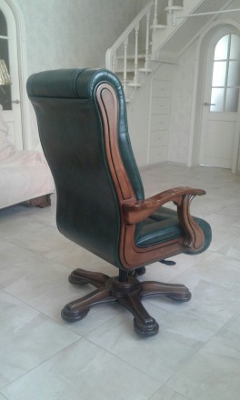 Продам кожаное кресло для руководителя.
Ручная работа. Безупречное изготовление. . фото 4