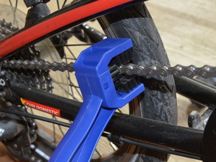 Щётка для чистки цепи 
Используется для очистки цепи велосипеда, мотоцикла. . фото 3