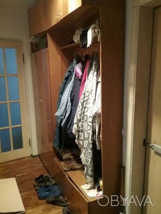 Продам прихожую, б/у требуется небольшой ремонт