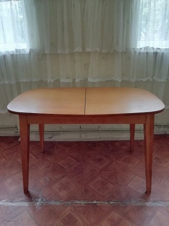 Раритетный раскладной обеденный стол, в очень хорошем состоянии, удобный расклад. . фото 2